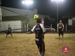 
<a style='margin-left: 5px;' class='btn btn-xs btn-social btn-facebook' href='https://www.facebook.com/sharer/sharer.php?u=https://www.boladovale.com.br/imgs/800-800-90/conteudo/fotos/1525/img9646.jpg' rel='popup' data-width='500' data-height='400'><i class='fa fa-facebook'></i>Compartilhar <span class='hidden-xs'>no Facebook</span>
</a> 
<a class='btn btn-default btn-xs' target='_blank' href='imgs/800-800-90/conteudo/fotos/1525/img9646.jpg'>
<span class='glyphicon glyphicon-cloud-download'></span> Salvar
</a> 
<span></span>