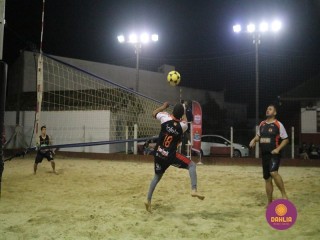 
<a style='margin-left: 5px;' class='btn btn-xs btn-social btn-facebook' href='https://www.facebook.com/sharer/sharer.php?u=https://www.boladovale.com.br/imgs/800-800-90/conteudo/fotos/1525/img9651.jpg' rel='popup' data-width='500' data-height='400'><i class='fa fa-facebook'></i>Compartilhar <span class='hidden-xs'>no Facebook</span>
</a> 
<a class='btn btn-default btn-xs' target='_blank' href='imgs/800-800-90/conteudo/fotos/1525/img9651.jpg'>
<span class='glyphicon glyphicon-cloud-download'></span> Salvar
</a> 
<span></span>