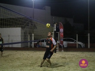 
<a style='margin-left: 5px;' class='btn btn-xs btn-social btn-facebook' href='https://www.facebook.com/sharer/sharer.php?u=https://www.boladovale.com.br/imgs/800-800-90/conteudo/fotos/1525/img9660.jpg' rel='popup' data-width='500' data-height='400'><i class='fa fa-facebook'></i>Compartilhar <span class='hidden-xs'>no Facebook</span>
</a> 
<a class='btn btn-default btn-xs' target='_blank' href='imgs/800-800-90/conteudo/fotos/1525/img9660.jpg'>
<span class='glyphicon glyphicon-cloud-download'></span> Salvar
</a> 
<span></span>