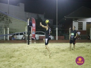 
<a style='margin-left: 5px;' class='btn btn-xs btn-social btn-facebook' href='https://www.facebook.com/sharer/sharer.php?u=https://www.boladovale.com.br/imgs/800-800-90/conteudo/fotos/1525/img9667.jpg' rel='popup' data-width='500' data-height='400'><i class='fa fa-facebook'></i>Compartilhar <span class='hidden-xs'>no Facebook</span>
</a> 
<a class='btn btn-default btn-xs' target='_blank' href='imgs/800-800-90/conteudo/fotos/1525/img9667.jpg'>
<span class='glyphicon glyphicon-cloud-download'></span> Salvar
</a> 
<span></span>