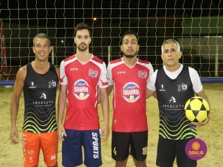 
<a style='margin-left: 5px;' class='btn btn-xs btn-social btn-facebook' href='https://www.facebook.com/sharer/sharer.php?u=https://www.boladovale.com.br/imgs/800-800-90/conteudo/fotos/1525/img9668.jpg' rel='popup' data-width='500' data-height='400'><i class='fa fa-facebook'></i>Compartilhar <span class='hidden-xs'>no Facebook</span>
</a> 
<a class='btn btn-default btn-xs' target='_blank' href='imgs/800-800-90/conteudo/fotos/1525/img9668.jpg'>
<span class='glyphicon glyphicon-cloud-download'></span> Salvar
</a> 
<span></span>
