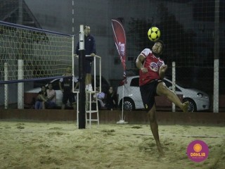 
<a style='margin-left: 5px;' class='btn btn-xs btn-social btn-facebook' href='https://www.facebook.com/sharer/sharer.php?u=https://www.boladovale.com.br/imgs/800-800-90/conteudo/fotos/1525/img9697.jpg' rel='popup' data-width='500' data-height='400'><i class='fa fa-facebook'></i>Compartilhar <span class='hidden-xs'>no Facebook</span>
</a> 
<a class='btn btn-default btn-xs' target='_blank' href='imgs/800-800-90/conteudo/fotos/1525/img9697.jpg'>
<span class='glyphicon glyphicon-cloud-download'></span> Salvar
</a> 
<span></span>