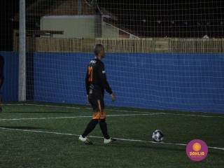 
<a style='margin-left: 5px;' class='btn btn-xs btn-social btn-facebook' href='https://www.facebook.com/sharer/sharer.php?u=https://www.boladovale.com.br/imgs/800-800-90/conteudo/fotos/1526/img9367.jpg' rel='popup' data-width='500' data-height='400'><i class='fa fa-facebook'></i>Compartilhar <span class='hidden-xs'>no Facebook</span>
</a> 
<a class='btn btn-default btn-xs' target='_blank' href='imgs/800-800-90/conteudo/fotos/1526/img9367.jpg'>
<span class='glyphicon glyphicon-cloud-download'></span> Salvar
</a> 
<span></span>