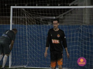 
<a style='margin-left: 5px;' class='btn btn-xs btn-social btn-facebook' href='https://www.facebook.com/sharer/sharer.php?u=https://www.boladovale.com.br/imgs/800-800-90/conteudo/fotos/1526/img9392.jpg' rel='popup' data-width='500' data-height='400'><i class='fa fa-facebook'></i>Compartilhar <span class='hidden-xs'>no Facebook</span>
</a> 
<a class='btn btn-default btn-xs' target='_blank' href='imgs/800-800-90/conteudo/fotos/1526/img9392.jpg'>
<span class='glyphicon glyphicon-cloud-download'></span> Salvar
</a> 
<span></span>