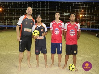 
<a style='margin-left: 5px;' class='btn btn-xs btn-social btn-facebook' href='https://www.facebook.com/sharer/sharer.php?u=https://www.boladovale.com.br/imgs/800-800-90/conteudo/fotos/1527/img9728.jpg' rel='popup' data-width='500' data-height='400'><i class='fa fa-facebook'></i>Compartilhar <span class='hidden-xs'>no Facebook</span>
</a> 
<a class='btn btn-default btn-xs' target='_blank' href='imgs/800-800-90/conteudo/fotos/1527/img9728.jpg'>
<span class='glyphicon glyphicon-cloud-download'></span> Salvar
</a> 
<span></span>