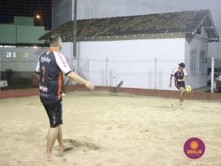 
<a style='margin-left: 5px;' class='btn btn-xs btn-social btn-facebook' href='https://www.facebook.com/sharer/sharer.php?u=https://www.boladovale.com.br/imgs/800-800-90/conteudo/fotos/1527/img9738.jpg' rel='popup' data-width='500' data-height='400'><i class='fa fa-facebook'></i>Compartilhar <span class='hidden-xs'>no Facebook</span>
</a> 
<a class='btn btn-default btn-xs' target='_blank' href='imgs/800-800-90/conteudo/fotos/1527/img9738.jpg'>
<span class='glyphicon glyphicon-cloud-download'></span> Salvar
</a> 
<span></span>