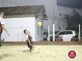 
<a style='margin-left: 5px;' class='btn btn-xs btn-social btn-facebook' href='https://www.facebook.com/sharer/sharer.php?u=https://www.boladovale.com.br/imgs/800-800-90/conteudo/fotos/1527/img9763.jpg' rel='popup' data-width='500' data-height='400'><i class='fa fa-facebook'></i>Compartilhar <span class='hidden-xs'>no Facebook</span>
</a> 
<a class='btn btn-default btn-xs' target='_blank' href='imgs/800-800-90/conteudo/fotos/1527/img9763.jpg'>
<span class='glyphicon glyphicon-cloud-download'></span> Salvar
</a> 
<span></span>
