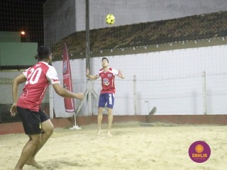 
<a style='margin-left: 5px;' class='btn btn-xs btn-social btn-facebook' href='https://www.facebook.com/sharer/sharer.php?u=https://www.boladovale.com.br/imgs/800-800-90/conteudo/fotos/1527/img9782.jpg' rel='popup' data-width='500' data-height='400'><i class='fa fa-facebook'></i>Compartilhar <span class='hidden-xs'>no Facebook</span>
</a> 
<a class='btn btn-default btn-xs' target='_blank' href='imgs/800-800-90/conteudo/fotos/1527/img9782.jpg'>
<span class='glyphicon glyphicon-cloud-download'></span> Salvar
</a> 
<span></span>