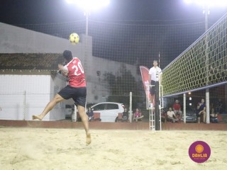 
<a style='margin-left: 5px;' class='btn btn-xs btn-social btn-facebook' href='https://www.facebook.com/sharer/sharer.php?u=https://www.boladovale.com.br/imgs/800-800-90/conteudo/fotos/1527/img9783.jpg' rel='popup' data-width='500' data-height='400'><i class='fa fa-facebook'></i>Compartilhar <span class='hidden-xs'>no Facebook</span>
</a> 
<a class='btn btn-default btn-xs' target='_blank' href='imgs/800-800-90/conteudo/fotos/1527/img9783.jpg'>
<span class='glyphicon glyphicon-cloud-download'></span> Salvar
</a> 
<span></span>