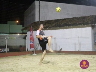 
<a style='margin-left: 5px;' class='btn btn-xs btn-social btn-facebook' href='https://www.facebook.com/sharer/sharer.php?u=https://www.boladovale.com.br/imgs/800-800-90/conteudo/fotos/1527/img9812.jpg' rel='popup' data-width='500' data-height='400'><i class='fa fa-facebook'></i>Compartilhar <span class='hidden-xs'>no Facebook</span>
</a> 
<a class='btn btn-default btn-xs' target='_blank' href='imgs/800-800-90/conteudo/fotos/1527/img9812.jpg'>
<span class='glyphicon glyphicon-cloud-download'></span> Salvar
</a> 
<span></span>