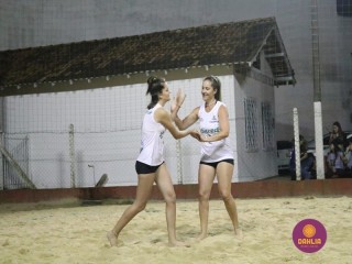 
<a style='margin-left: 5px;' class='btn btn-xs btn-social btn-facebook' href='https://www.facebook.com/sharer/sharer.php?u=https://www.boladovale.com.br/imgs/800-800-90/conteudo/fotos/1528/img9905.jpg' rel='popup' data-width='500' data-height='400'><i class='fa fa-facebook'></i>Compartilhar <span class='hidden-xs'>no Facebook</span>
</a> 
<a class='btn btn-default btn-xs' target='_blank' href='imgs/800-800-90/conteudo/fotos/1528/img9905.jpg'>
<span class='glyphicon glyphicon-cloud-download'></span> Salvar
</a> 
<span></span>