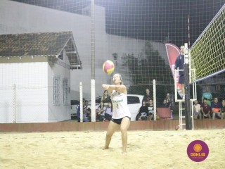 
<a style='margin-left: 5px;' class='btn btn-xs btn-social btn-facebook' href='https://www.facebook.com/sharer/sharer.php?u=https://www.boladovale.com.br/imgs/800-800-90/conteudo/fotos/1528/img9916.jpg' rel='popup' data-width='500' data-height='400'><i class='fa fa-facebook'></i>Compartilhar <span class='hidden-xs'>no Facebook</span>
</a> 
<a class='btn btn-default btn-xs' target='_blank' href='imgs/800-800-90/conteudo/fotos/1528/img9916.jpg'>
<span class='glyphicon glyphicon-cloud-download'></span> Salvar
</a> 
<span></span>