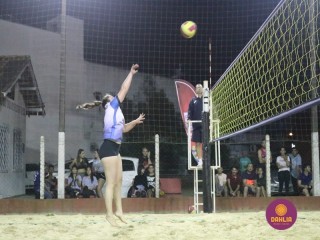 
<a style='margin-left: 5px;' class='btn btn-xs btn-social btn-facebook' href='https://www.facebook.com/sharer/sharer.php?u=https://www.boladovale.com.br/imgs/800-800-90/conteudo/fotos/1528/img9922.jpg' rel='popup' data-width='500' data-height='400'><i class='fa fa-facebook'></i>Compartilhar <span class='hidden-xs'>no Facebook</span>
</a> 
<a class='btn btn-default btn-xs' target='_blank' href='imgs/800-800-90/conteudo/fotos/1528/img9922.jpg'>
<span class='glyphicon glyphicon-cloud-download'></span> Salvar
</a> 
<span></span>