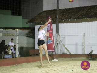 
<a style='margin-left: 5px;' class='btn btn-xs btn-social btn-facebook' href='https://www.facebook.com/sharer/sharer.php?u=https://www.boladovale.com.br/imgs/800-800-90/conteudo/fotos/1528/img9958.jpg' rel='popup' data-width='500' data-height='400'><i class='fa fa-facebook'></i>Compartilhar <span class='hidden-xs'>no Facebook</span>
</a> 
<a class='btn btn-default btn-xs' target='_blank' href='imgs/800-800-90/conteudo/fotos/1528/img9958.jpg'>
<span class='glyphicon glyphicon-cloud-download'></span> Salvar
</a> 
<span></span>