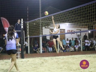 
<a style='margin-left: 5px;' class='btn btn-xs btn-social btn-facebook' href='https://www.facebook.com/sharer/sharer.php?u=https://www.boladovale.com.br/imgs/800-800-90/conteudo/fotos/1528/img9967.jpg' rel='popup' data-width='500' data-height='400'><i class='fa fa-facebook'></i>Compartilhar <span class='hidden-xs'>no Facebook</span>
</a> 
<a class='btn btn-default btn-xs' target='_blank' href='imgs/800-800-90/conteudo/fotos/1528/img9967.jpg'>
<span class='glyphicon glyphicon-cloud-download'></span> Salvar
</a> 
<span></span>