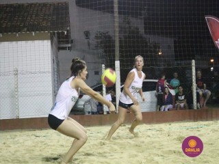 
<a style='margin-left: 5px;' class='btn btn-xs btn-social btn-facebook' href='https://www.facebook.com/sharer/sharer.php?u=https://www.boladovale.com.br/imgs/800-800-90/conteudo/fotos/1528/img9977.jpg' rel='popup' data-width='500' data-height='400'><i class='fa fa-facebook'></i>Compartilhar <span class='hidden-xs'>no Facebook</span>
</a> 
<a class='btn btn-default btn-xs' target='_blank' href='imgs/800-800-90/conteudo/fotos/1528/img9977.jpg'>
<span class='glyphicon glyphicon-cloud-download'></span> Salvar
</a> 
<span></span>