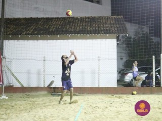 
<a style='margin-left: 5px;' class='btn btn-xs btn-social btn-facebook' href='https://www.facebook.com/sharer/sharer.php?u=https://www.boladovale.com.br/imgs/800-800-90/conteudo/fotos/1529/img0065.jpg' rel='popup' data-width='500' data-height='400'><i class='fa fa-facebook'></i>Compartilhar <span class='hidden-xs'>no Facebook</span>
</a> 
<a class='btn btn-default btn-xs' target='_blank' href='imgs/800-800-90/conteudo/fotos/1529/img0065.jpg'>
<span class='glyphicon glyphicon-cloud-download'></span> Salvar
</a> 
<span></span>