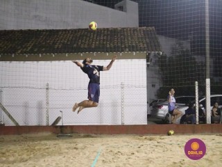 
<a style='margin-left: 5px;' class='btn btn-xs btn-social btn-facebook' href='https://www.facebook.com/sharer/sharer.php?u=https://www.boladovale.com.br/imgs/800-800-90/conteudo/fotos/1529/img0067.jpg' rel='popup' data-width='500' data-height='400'><i class='fa fa-facebook'></i>Compartilhar <span class='hidden-xs'>no Facebook</span>
</a> 
<a class='btn btn-default btn-xs' target='_blank' href='imgs/800-800-90/conteudo/fotos/1529/img0067.jpg'>
<span class='glyphicon glyphicon-cloud-download'></span> Salvar
</a> 
<span></span>