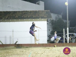 
<a style='margin-left: 5px;' class='btn btn-xs btn-social btn-facebook' href='https://www.facebook.com/sharer/sharer.php?u=https://www.boladovale.com.br/imgs/800-800-90/conteudo/fotos/1529/img0069.jpg' rel='popup' data-width='500' data-height='400'><i class='fa fa-facebook'></i>Compartilhar <span class='hidden-xs'>no Facebook</span>
</a> 
<a class='btn btn-default btn-xs' target='_blank' href='imgs/800-800-90/conteudo/fotos/1529/img0069.jpg'>
<span class='glyphicon glyphicon-cloud-download'></span> Salvar
</a> 
<span></span>