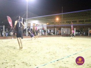 
<a style='margin-left: 5px;' class='btn btn-xs btn-social btn-facebook' href='https://www.facebook.com/sharer/sharer.php?u=https://www.boladovale.com.br/imgs/800-800-90/conteudo/fotos/1529/img0082.jpg' rel='popup' data-width='500' data-height='400'><i class='fa fa-facebook'></i>Compartilhar <span class='hidden-xs'>no Facebook</span>
</a> 
<a class='btn btn-default btn-xs' target='_blank' href='imgs/800-800-90/conteudo/fotos/1529/img0082.jpg'>
<span class='glyphicon glyphicon-cloud-download'></span> Salvar
</a> 
<span></span>