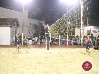
<a style='margin-left: 5px;' class='btn btn-xs btn-social btn-facebook' href='https://www.facebook.com/sharer/sharer.php?u=https://www.boladovale.com.br/imgs/800-800-90/conteudo/fotos/1529/img0129.jpg' rel='popup' data-width='500' data-height='400'><i class='fa fa-facebook'></i>Compartilhar <span class='hidden-xs'>no Facebook</span>
</a> 
<a class='btn btn-default btn-xs' target='_blank' href='imgs/800-800-90/conteudo/fotos/1529/img0129.jpg'>
<span class='glyphicon glyphicon-cloud-download'></span> Salvar
</a> 
<span></span>