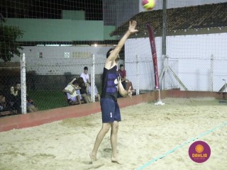 
<a style='margin-left: 5px;' class='btn btn-xs btn-social btn-facebook' href='https://www.facebook.com/sharer/sharer.php?u=https://www.boladovale.com.br/imgs/800-800-90/conteudo/fotos/1529/img0135.jpg' rel='popup' data-width='500' data-height='400'><i class='fa fa-facebook'></i>Compartilhar <span class='hidden-xs'>no Facebook</span>
</a> 
<a class='btn btn-default btn-xs' target='_blank' href='imgs/800-800-90/conteudo/fotos/1529/img0135.jpg'>
<span class='glyphicon glyphicon-cloud-download'></span> Salvar
</a> 
<span></span>