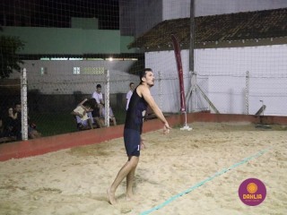 
<a style='margin-left: 5px;' class='btn btn-xs btn-social btn-facebook' href='https://www.facebook.com/sharer/sharer.php?u=https://www.boladovale.com.br/imgs/800-800-90/conteudo/fotos/1529/img0137.jpg' rel='popup' data-width='500' data-height='400'><i class='fa fa-facebook'></i>Compartilhar <span class='hidden-xs'>no Facebook</span>
</a> 
<a class='btn btn-default btn-xs' target='_blank' href='imgs/800-800-90/conteudo/fotos/1529/img0137.jpg'>
<span class='glyphicon glyphicon-cloud-download'></span> Salvar
</a> 
<span></span>