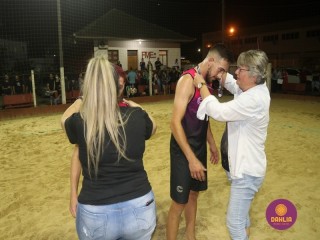
<a style='margin-left: 5px;' class='btn btn-xs btn-social btn-facebook' href='https://www.facebook.com/sharer/sharer.php?u=https://www.boladovale.com.br/imgs/800-800-90/conteudo/fotos/1529/img0195.jpg' rel='popup' data-width='500' data-height='400'><i class='fa fa-facebook'></i>Compartilhar <span class='hidden-xs'>no Facebook</span>
</a> 
<a class='btn btn-default btn-xs' target='_blank' href='imgs/800-800-90/conteudo/fotos/1529/img0195.jpg'>
<span class='glyphicon glyphicon-cloud-download'></span> Salvar
</a> 
<span></span>