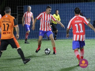 
<a style='margin-left: 5px;' class='btn btn-xs btn-social btn-facebook' href='https://www.facebook.com/sharer/sharer.php?u=https://www.boladovale.com.br/imgs/800-800-90/conteudo/fotos/1530/img0323.jpg' rel='popup' data-width='500' data-height='400'><i class='fa fa-facebook'></i>Compartilhar <span class='hidden-xs'>no Facebook</span>
</a> 
<a class='btn btn-default btn-xs' target='_blank' href='imgs/800-800-90/conteudo/fotos/1530/img0323.jpg'>
<span class='glyphicon glyphicon-cloud-download'></span> Salvar
</a> 
<span></span>