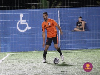 
<a style='margin-left: 5px;' class='btn btn-xs btn-social btn-facebook' href='https://www.facebook.com/sharer/sharer.php?u=https://www.boladovale.com.br/imgs/800-800-90/conteudo/fotos/1530/img0356.jpg' rel='popup' data-width='500' data-height='400'><i class='fa fa-facebook'></i>Compartilhar <span class='hidden-xs'>no Facebook</span>
</a> 
<a class='btn btn-default btn-xs' target='_blank' href='imgs/800-800-90/conteudo/fotos/1530/img0356.jpg'>
<span class='glyphicon glyphicon-cloud-download'></span> Salvar
</a> 
<span></span>