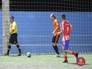 
<a style='margin-left: 5px;' class='btn btn-xs btn-social btn-facebook' href='https://www.facebook.com/sharer/sharer.php?u=https://www.boladovale.com.br/imgs/800-800-90/conteudo/fotos/1530/img0378.jpg' rel='popup' data-width='500' data-height='400'><i class='fa fa-facebook'></i>Compartilhar <span class='hidden-xs'>no Facebook</span>
</a> 
<a class='btn btn-default btn-xs' target='_blank' href='imgs/800-800-90/conteudo/fotos/1530/img0378.jpg'>
<span class='glyphicon glyphicon-cloud-download'></span> Salvar
</a> 
<span></span>