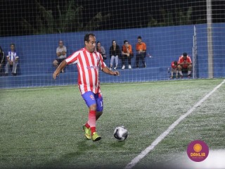 
<a style='margin-left: 5px;' class='btn btn-xs btn-social btn-facebook' href='https://www.facebook.com/sharer/sharer.php?u=https://www.boladovale.com.br/imgs/800-800-90/conteudo/fotos/1530/img0387.jpg' rel='popup' data-width='500' data-height='400'><i class='fa fa-facebook'></i>Compartilhar <span class='hidden-xs'>no Facebook</span>
</a> 
<a class='btn btn-default btn-xs' target='_blank' href='imgs/800-800-90/conteudo/fotos/1530/img0387.jpg'>
<span class='glyphicon glyphicon-cloud-download'></span> Salvar
</a> 
<span></span>