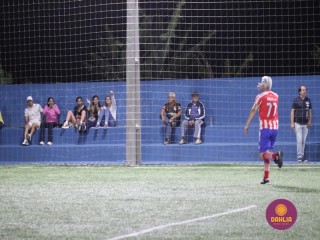 
<a style='margin-left: 5px;' class='btn btn-xs btn-social btn-facebook' href='https://www.facebook.com/sharer/sharer.php?u=https://www.boladovale.com.br/imgs/800-800-90/conteudo/fotos/1531/img0864.jpg' rel='popup' data-width='500' data-height='400'><i class='fa fa-facebook'></i>Compartilhar <span class='hidden-xs'>no Facebook</span>
</a> 
<a class='btn btn-default btn-xs' target='_blank' href='imgs/800-800-90/conteudo/fotos/1531/img0864.jpg'>
<span class='glyphicon glyphicon-cloud-download'></span> Salvar
</a> 
<span></span>