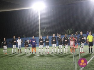 
<a style='margin-left: 5px;' class='btn btn-xs btn-social btn-facebook' href='https://www.facebook.com/sharer/sharer.php?u=https://www.boladovale.com.br/imgs/800-800-90/conteudo/fotos/1532/img1048.jpg' rel='popup' data-width='500' data-height='400'><i class='fa fa-facebook'></i>Compartilhar <span class='hidden-xs'>no Facebook</span>
</a> 
<a class='btn btn-default btn-xs' target='_blank' href='imgs/800-800-90/conteudo/fotos/1532/img1048.jpg'>
<span class='glyphicon glyphicon-cloud-download'></span> Salvar
</a> 
<span></span>