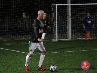 
<a style='margin-left: 5px;' class='btn btn-xs btn-social btn-facebook' href='https://www.facebook.com/sharer/sharer.php?u=https://www.boladovale.com.br/imgs/800-800-90/conteudo/fotos/1532/img1129.jpg' rel='popup' data-width='500' data-height='400'><i class='fa fa-facebook'></i>Compartilhar <span class='hidden-xs'>no Facebook</span>
</a> 
<a class='btn btn-default btn-xs' target='_blank' href='imgs/800-800-90/conteudo/fotos/1532/img1129.jpg'>
<span class='glyphicon glyphicon-cloud-download'></span> Salvar
</a> 
<span></span>