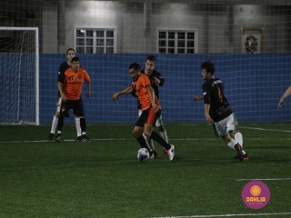 
<a style='margin-left: 5px;' class='btn btn-xs btn-social btn-facebook' href='https://www.facebook.com/sharer/sharer.php?u=https://www.boladovale.com.br/imgs/800-800-90/conteudo/fotos/1532/img1156.jpg' rel='popup' data-width='500' data-height='400'><i class='fa fa-facebook'></i>Compartilhar <span class='hidden-xs'>no Facebook</span>
</a> 
<a class='btn btn-default btn-xs' target='_blank' href='imgs/800-800-90/conteudo/fotos/1532/img1156.jpg'>
<span class='glyphicon glyphicon-cloud-download'></span> Salvar
</a> 
<span></span>