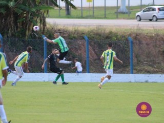 
<a style='margin-left: 5px;' class='btn btn-xs btn-social btn-facebook' href='https://www.facebook.com/sharer/sharer.php?u=https://www.boladovale.com.br/imgs/800-800-90/conteudo/fotos/1533/img4873.jpg' rel='popup' data-width='500' data-height='400'><i class='fa fa-facebook'></i>Compartilhar <span class='hidden-xs'>no Facebook</span>
</a> 
<a class='btn btn-default btn-xs' target='_blank' href='imgs/800-800-90/conteudo/fotos/1533/img4873.jpg'>
<span class='glyphicon glyphicon-cloud-download'></span> Salvar
</a> 
<span></span>