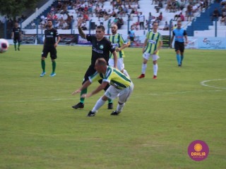 
<a style='margin-left: 5px;' class='btn btn-xs btn-social btn-facebook' href='https://www.facebook.com/sharer/sharer.php?u=https://www.boladovale.com.br/imgs/800-800-90/conteudo/fotos/1533/img4898.jpg' rel='popup' data-width='500' data-height='400'><i class='fa fa-facebook'></i>Compartilhar <span class='hidden-xs'>no Facebook</span>
</a> 
<a class='btn btn-default btn-xs' target='_blank' href='imgs/800-800-90/conteudo/fotos/1533/img4898.jpg'>
<span class='glyphicon glyphicon-cloud-download'></span> Salvar
</a> 
<span></span>
