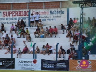 
<a style='margin-left: 5px;' class='btn btn-xs btn-social btn-facebook' href='https://www.facebook.com/sharer/sharer.php?u=https://www.boladovale.com.br/imgs/800-800-90/conteudo/fotos/1533/img4906.jpg' rel='popup' data-width='500' data-height='400'><i class='fa fa-facebook'></i>Compartilhar <span class='hidden-xs'>no Facebook</span>
</a> 
<a class='btn btn-default btn-xs' target='_blank' href='imgs/800-800-90/conteudo/fotos/1533/img4906.jpg'>
<span class='glyphicon glyphicon-cloud-download'></span> Salvar
</a> 
<span></span>
