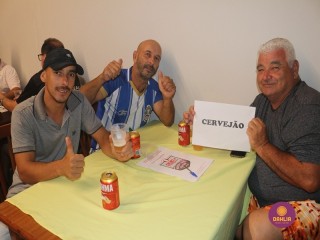 
<a style='margin-left: 5px;' class='btn btn-xs btn-social btn-facebook' href='https://www.facebook.com/sharer/sharer.php?u=https://www.boladovale.com.br/imgs/800-800-90/conteudo/fotos/1534/img5297.jpg' rel='popup' data-width='500' data-height='400'><i class='fa fa-facebook'></i>Compartilhar <span class='hidden-xs'>no Facebook</span>
</a> 
<a class='btn btn-default btn-xs' target='_blank' href='imgs/800-800-90/conteudo/fotos/1534/img5297.jpg'>
<span class='glyphicon glyphicon-cloud-download'></span> Salvar
</a> 
<span></span>