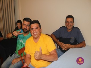 
<a style='margin-left: 5px;' class='btn btn-xs btn-social btn-facebook' href='https://www.facebook.com/sharer/sharer.php?u=https://www.boladovale.com.br/imgs/800-800-90/conteudo/fotos/1534/img5320.jpg' rel='popup' data-width='500' data-height='400'><i class='fa fa-facebook'></i>Compartilhar <span class='hidden-xs'>no Facebook</span>
</a> 
<a class='btn btn-default btn-xs' target='_blank' href='imgs/800-800-90/conteudo/fotos/1534/img5320.jpg'>
<span class='glyphicon glyphicon-cloud-download'></span> Salvar
</a> 
<span></span>