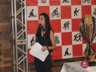 
<a style='margin-left: 5px;' class='btn btn-xs btn-social btn-facebook' href='https://www.facebook.com/sharer/sharer.php?u=https://www.boladovale.com.br/imgs/800-800-90/conteudo/fotos/1534/img5327.jpg' rel='popup' data-width='500' data-height='400'><i class='fa fa-facebook'></i>Compartilhar <span class='hidden-xs'>no Facebook</span>
</a> 
<a class='btn btn-default btn-xs' target='_blank' href='imgs/800-800-90/conteudo/fotos/1534/img5327.jpg'>
<span class='glyphicon glyphicon-cloud-download'></span> Salvar
</a> 
<span></span>