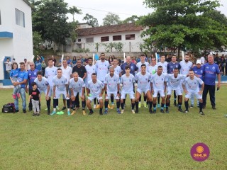 
<a style='margin-left: 5px;' class='btn btn-xs btn-social btn-facebook' href='https://www.facebook.com/sharer/sharer.php?u=https://www.boladovale.com.br/imgs/800-800-90/conteudo/fotos/1536/img7695.jpg' rel='popup' data-width='500' data-height='400'><i class='fa fa-facebook'></i>Compartilhar <span class='hidden-xs'>no Facebook</span>
</a> 
<a class='btn btn-default btn-xs' target='_blank' href='imgs/800-800-90/conteudo/fotos/1536/img7695.jpg'>
<span class='glyphicon glyphicon-cloud-download'></span> Salvar
</a> 
<span></span>