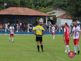 
<a style='margin-left: 5px;' class='btn btn-xs btn-social btn-facebook' href='https://www.facebook.com/sharer/sharer.php?u=https://www.boladovale.com.br/imgs/800-800-90/conteudo/fotos/1536/img7702.jpg' rel='popup' data-width='500' data-height='400'><i class='fa fa-facebook'></i>Compartilhar <span class='hidden-xs'>no Facebook</span>
</a> 
<a class='btn btn-default btn-xs' target='_blank' href='imgs/800-800-90/conteudo/fotos/1536/img7702.jpg'>
<span class='glyphicon glyphicon-cloud-download'></span> Salvar
</a> 
<span></span>