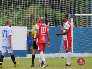 
<a style='margin-left: 5px;' class='btn btn-xs btn-social btn-facebook' href='https://www.facebook.com/sharer/sharer.php?u=https://www.boladovale.com.br/imgs/800-800-90/conteudo/fotos/1536/img7727.jpg' rel='popup' data-width='500' data-height='400'><i class='fa fa-facebook'></i>Compartilhar <span class='hidden-xs'>no Facebook</span>
</a> 
<a class='btn btn-default btn-xs' target='_blank' href='imgs/800-800-90/conteudo/fotos/1536/img7727.jpg'>
<span class='glyphicon glyphicon-cloud-download'></span> Salvar
</a> 
<span></span>