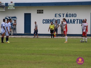 
<a style='margin-left: 5px;' class='btn btn-xs btn-social btn-facebook' href='https://www.facebook.com/sharer/sharer.php?u=https://www.boladovale.com.br/imgs/800-800-90/conteudo/fotos/1536/img7738.jpg' rel='popup' data-width='500' data-height='400'><i class='fa fa-facebook'></i>Compartilhar <span class='hidden-xs'>no Facebook</span>
</a> 
<a class='btn btn-default btn-xs' target='_blank' href='imgs/800-800-90/conteudo/fotos/1536/img7738.jpg'>
<span class='glyphicon glyphicon-cloud-download'></span> Salvar
</a> 
<span></span>