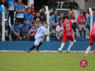 
<a style='margin-left: 5px;' class='btn btn-xs btn-social btn-facebook' href='https://www.facebook.com/sharer/sharer.php?u=https://www.boladovale.com.br/imgs/800-800-90/conteudo/fotos/1536/img7760.jpg' rel='popup' data-width='500' data-height='400'><i class='fa fa-facebook'></i>Compartilhar <span class='hidden-xs'>no Facebook</span>
</a> 
<a class='btn btn-default btn-xs' target='_blank' href='imgs/800-800-90/conteudo/fotos/1536/img7760.jpg'>
<span class='glyphicon glyphicon-cloud-download'></span> Salvar
</a> 
<span></span>