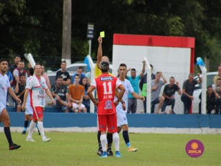 
<a style='margin-left: 5px;' class='btn btn-xs btn-social btn-facebook' href='https://www.facebook.com/sharer/sharer.php?u=https://www.boladovale.com.br/imgs/800-800-90/conteudo/fotos/1536/img7761.jpg' rel='popup' data-width='500' data-height='400'><i class='fa fa-facebook'></i>Compartilhar <span class='hidden-xs'>no Facebook</span>
</a> 
<a class='btn btn-default btn-xs' target='_blank' href='imgs/800-800-90/conteudo/fotos/1536/img7761.jpg'>
<span class='glyphicon glyphicon-cloud-download'></span> Salvar
</a> 
<span></span>