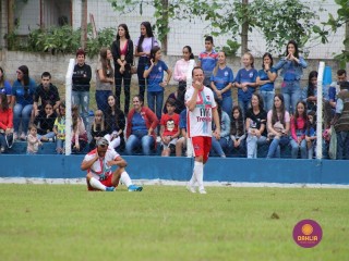 
<a style='margin-left: 5px;' class='btn btn-xs btn-social btn-facebook' href='https://www.facebook.com/sharer/sharer.php?u=https://www.boladovale.com.br/imgs/800-800-90/conteudo/fotos/1536/img7790.jpg' rel='popup' data-width='500' data-height='400'><i class='fa fa-facebook'></i>Compartilhar <span class='hidden-xs'>no Facebook</span>
</a> 
<a class='btn btn-default btn-xs' target='_blank' href='imgs/800-800-90/conteudo/fotos/1536/img7790.jpg'>
<span class='glyphicon glyphicon-cloud-download'></span> Salvar
</a> 
<span></span>