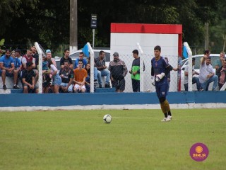 
<a style='margin-left: 5px;' class='btn btn-xs btn-social btn-facebook' href='https://www.facebook.com/sharer/sharer.php?u=https://www.boladovale.com.br/imgs/800-800-90/conteudo/fotos/1536/img7797.jpg' rel='popup' data-width='500' data-height='400'><i class='fa fa-facebook'></i>Compartilhar <span class='hidden-xs'>no Facebook</span>
</a> 
<a class='btn btn-default btn-xs' target='_blank' href='imgs/800-800-90/conteudo/fotos/1536/img7797.jpg'>
<span class='glyphicon glyphicon-cloud-download'></span> Salvar
</a> 
<span></span>